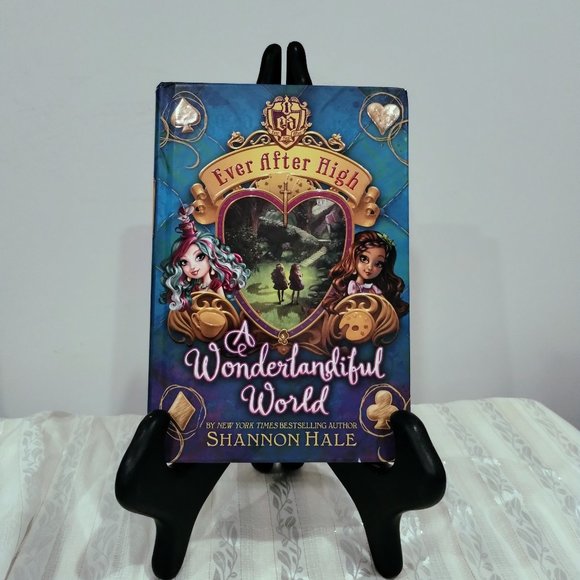 Signed Shannon Hale A Wonderfuland World Book 3 First Edition Hardcover Book - Picture 1 of 6
